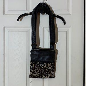 Echoes in the attic Zip Crossbody Purse